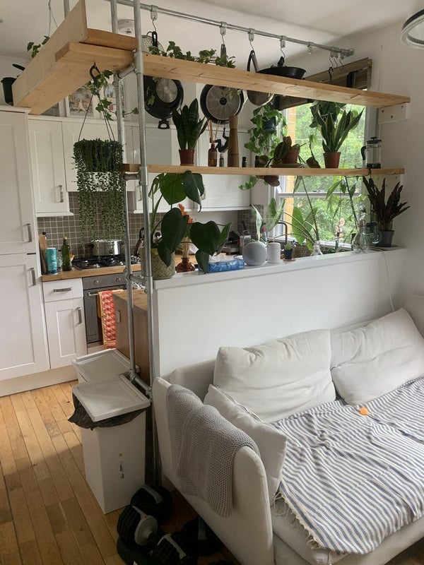 Flat Narford Road in Greater London