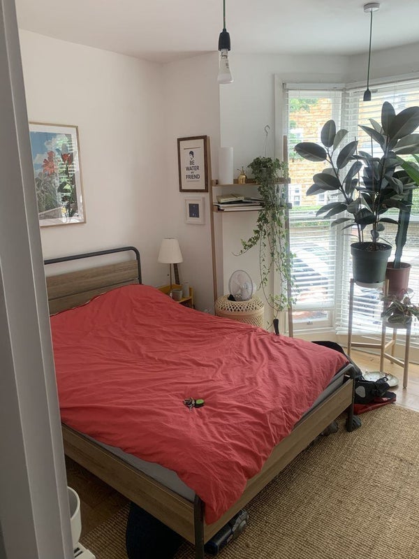 Flat Narford Road in Greater London