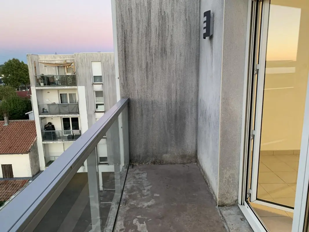 Appartement Avenue de Labarde à Bordeaux