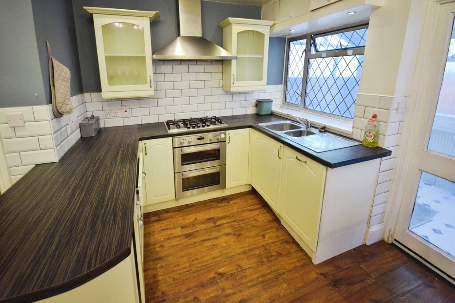 House Longport Road in Stoke-on-Trent