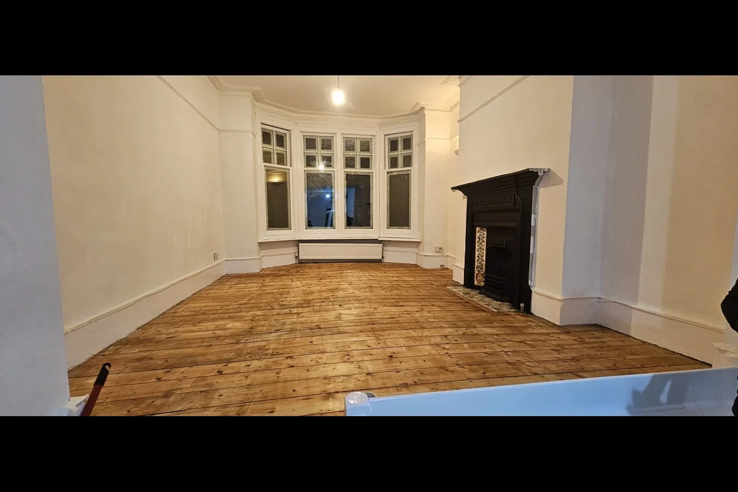 Flat Northfield Road in Greater London