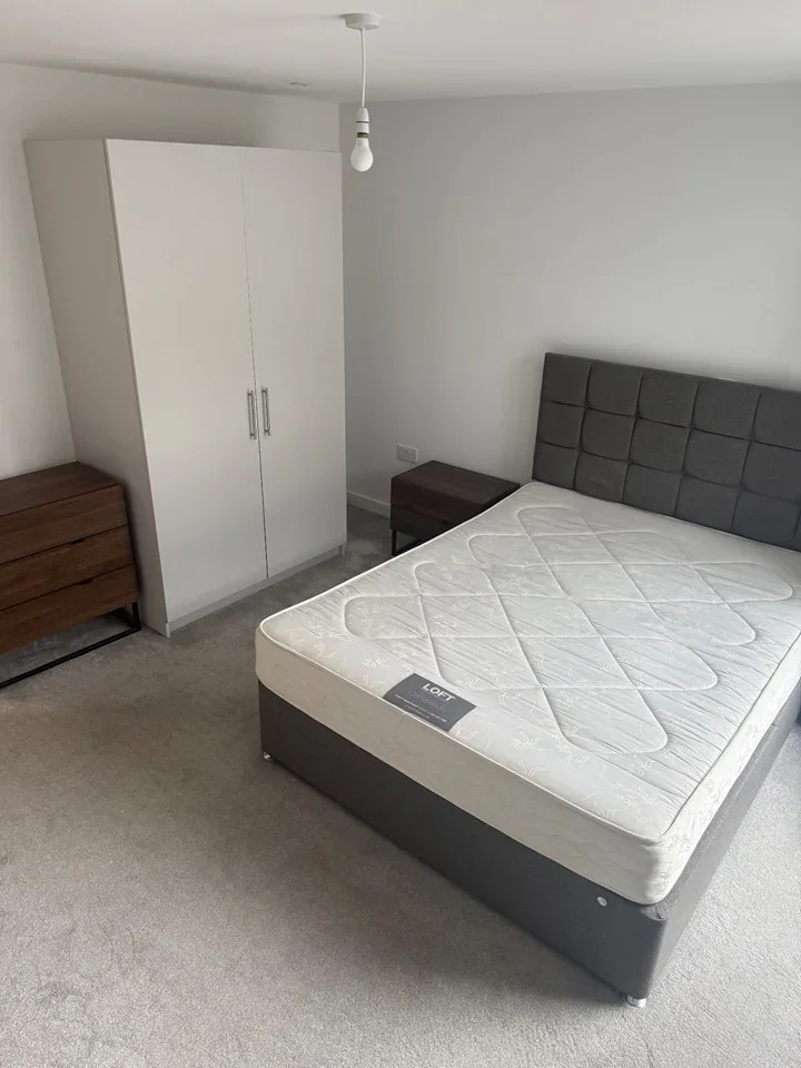 Flat Preston Road in Greater London