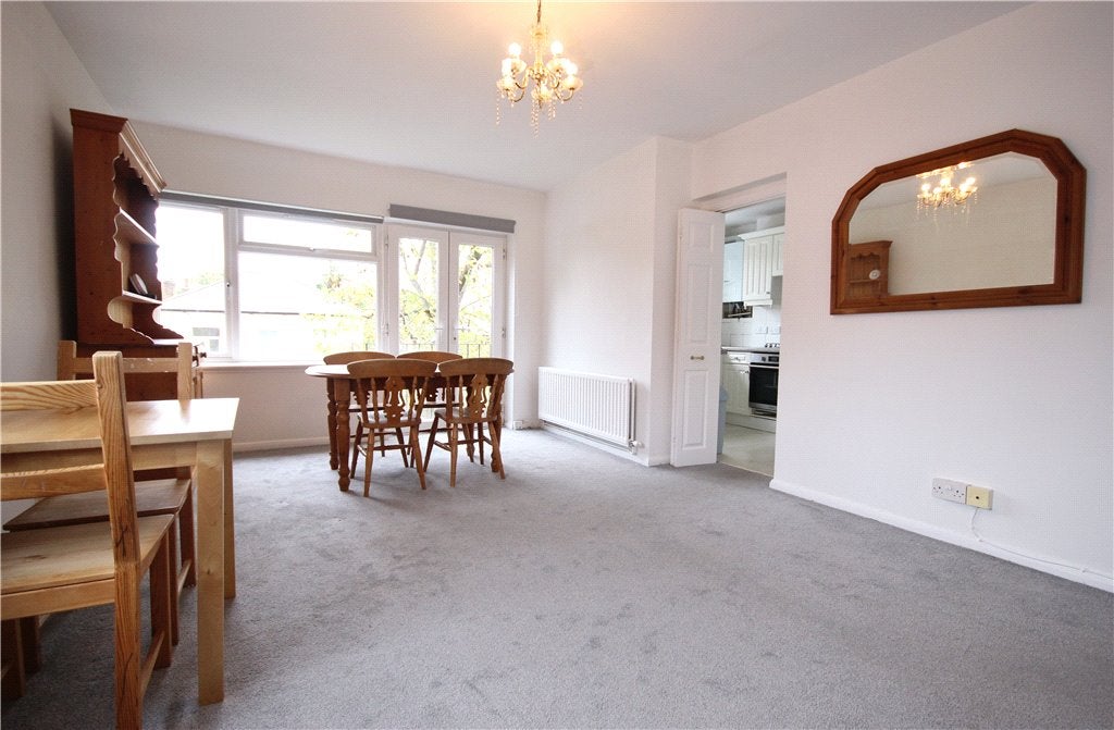 Flat Amherst Road in Greater London