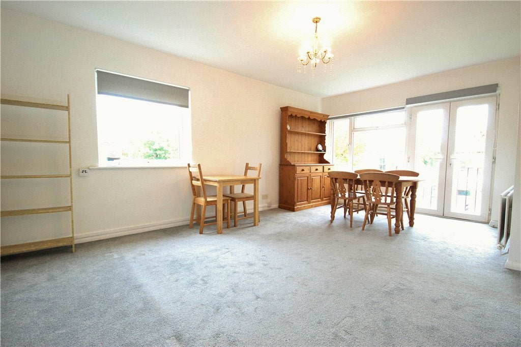 Flat Amherst Road in Greater London
