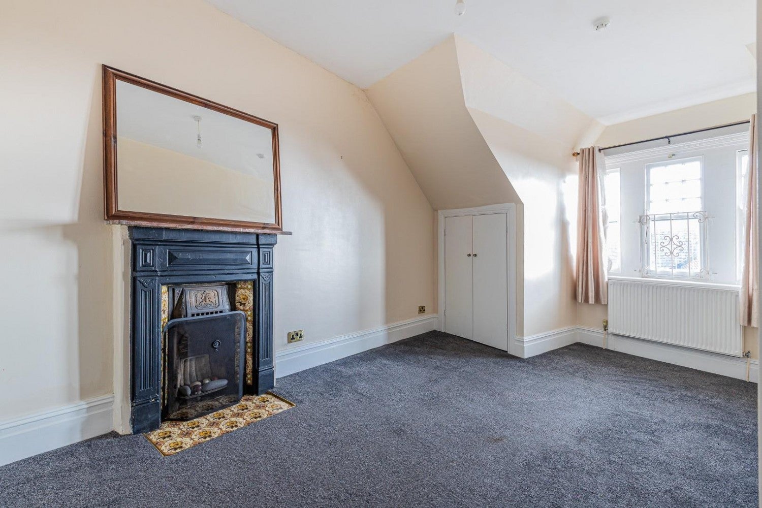 Flat Victoria Road in Penarth