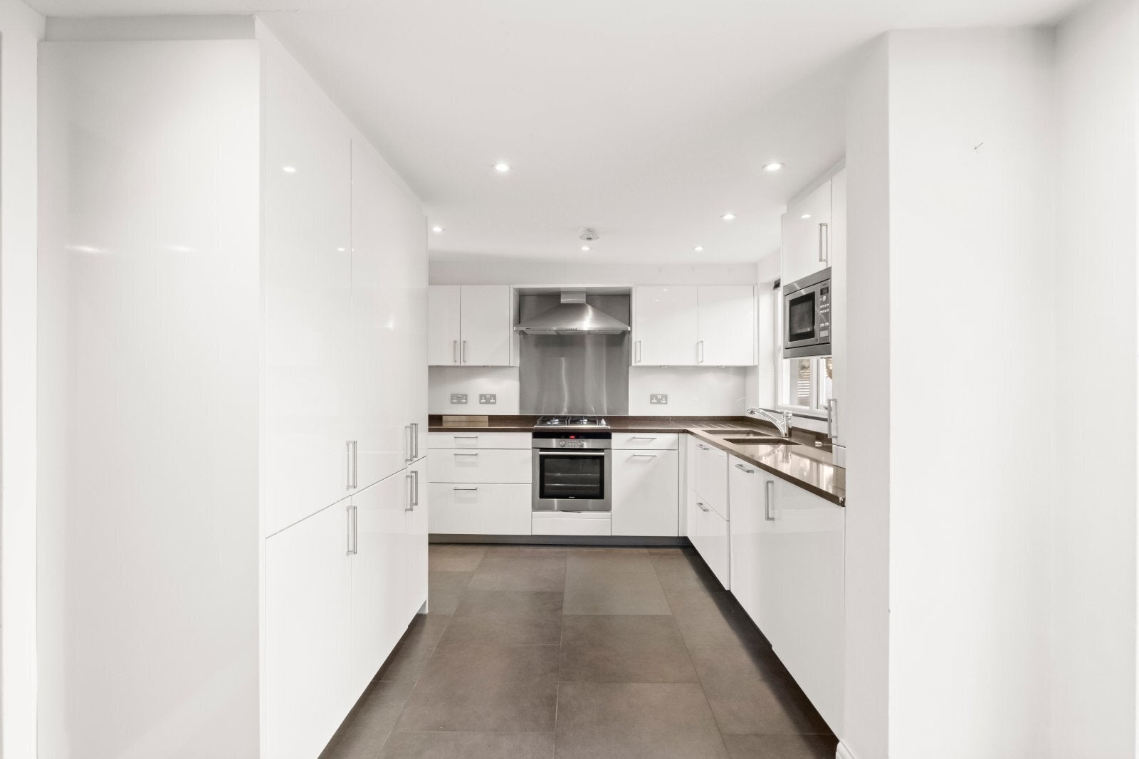 House Heckfield Place in Greater London