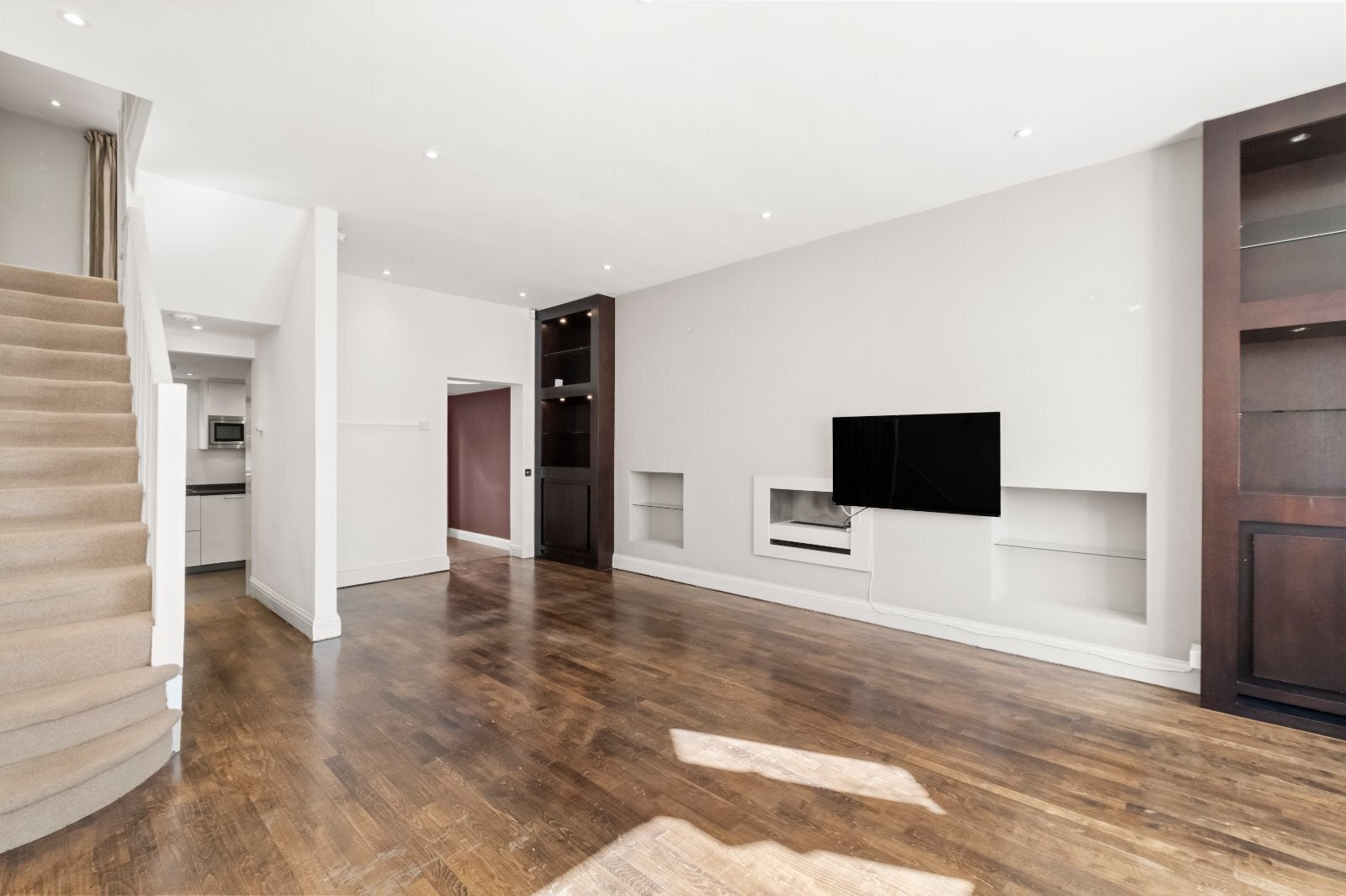 House Heckfield Place in Greater London