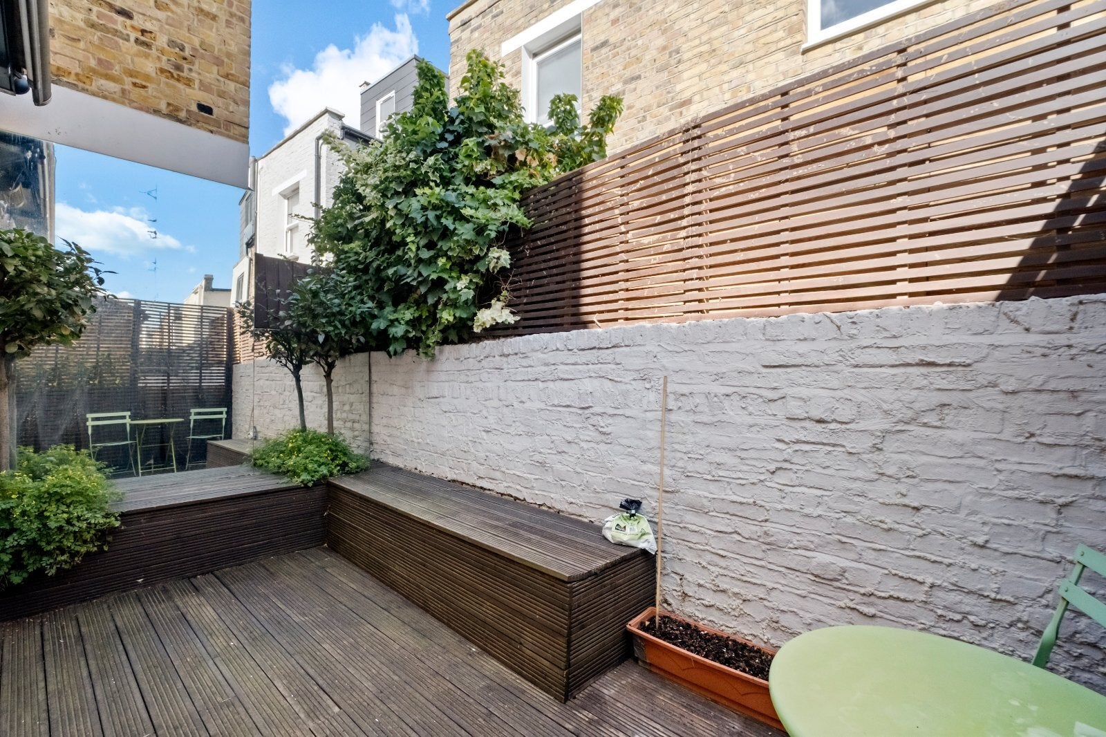 House Heckfield Place in Greater London