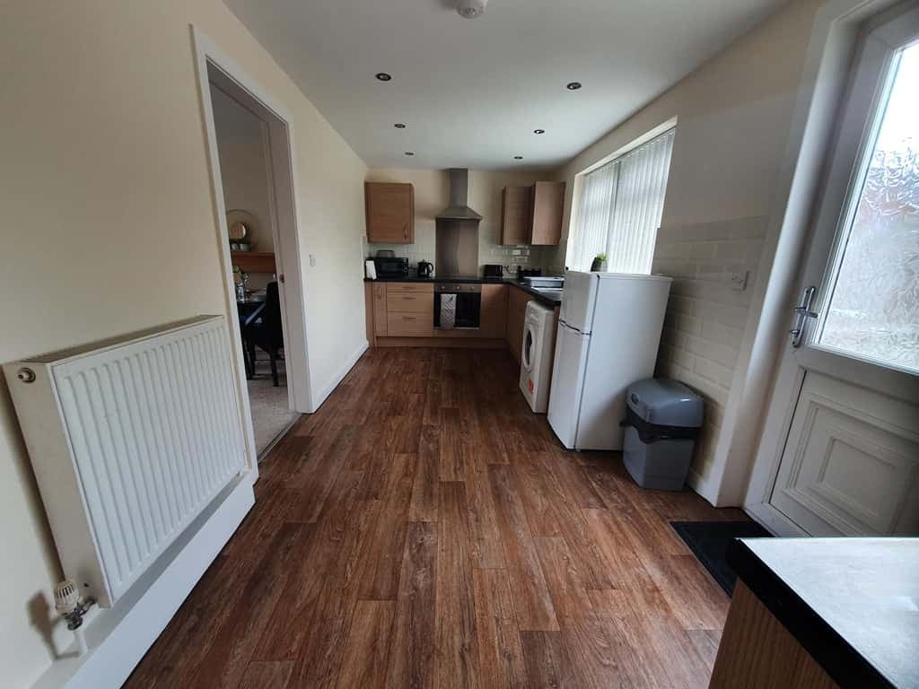 Flat Armley Ridge Road in Leeds