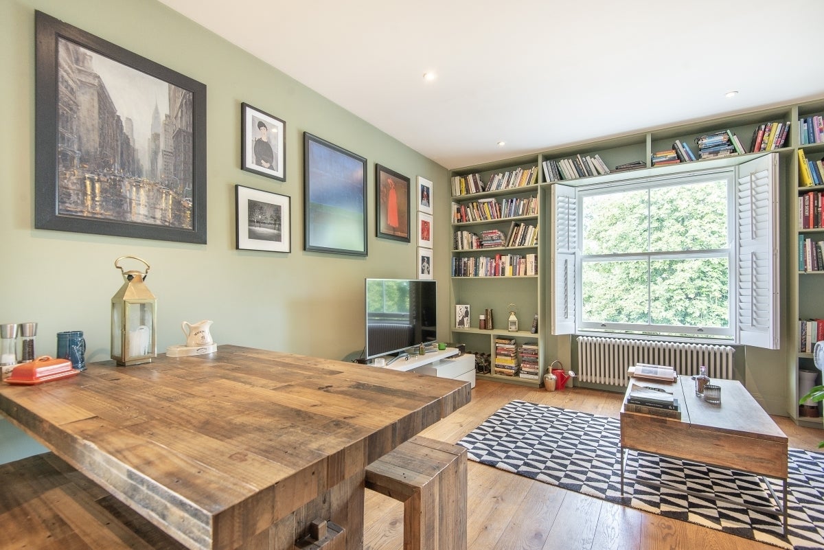 Flat Clapham Common South Side in Greater London