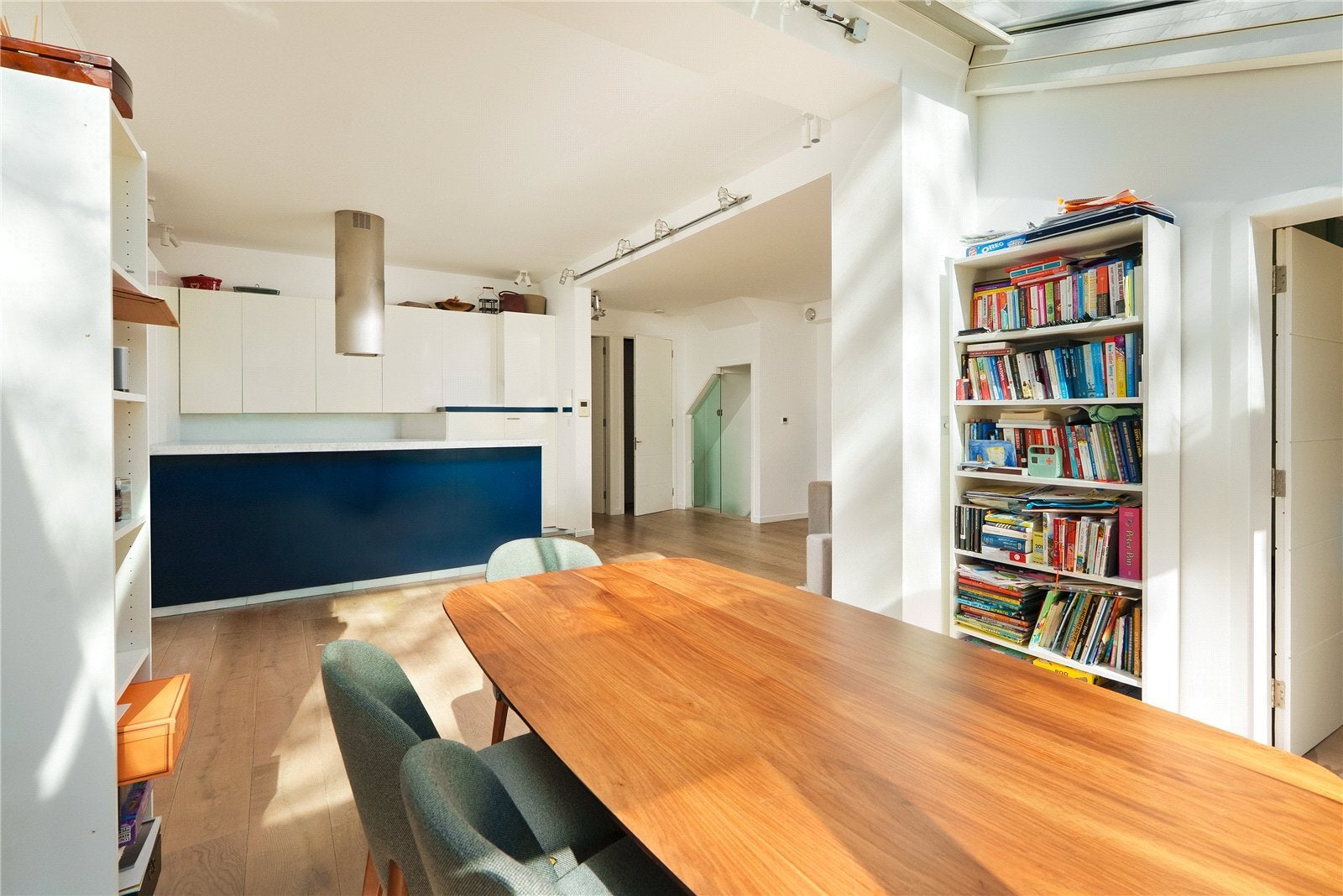 Flat Howitt Road in Greater London