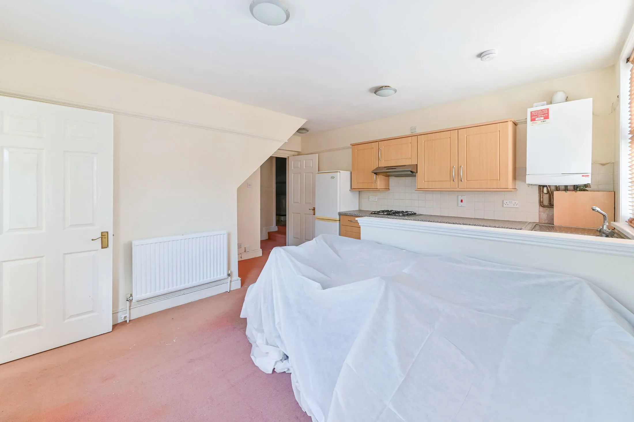 Flat Crebor Street in Greater London