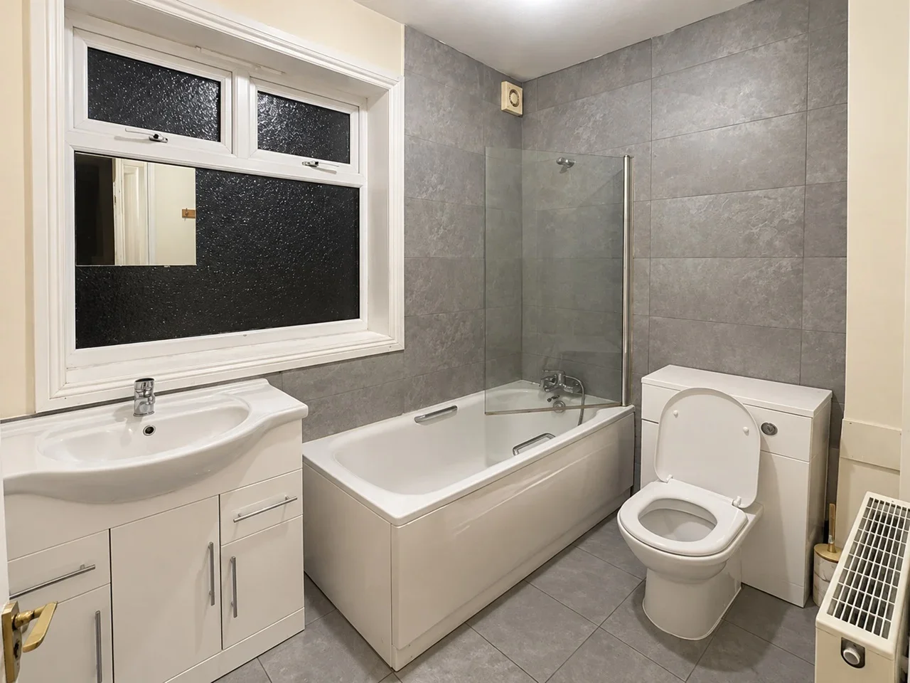Flat Brooksby's Walk in Greater London