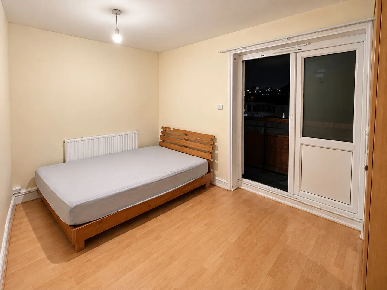 Flat Brooksby's Walk in Greater London