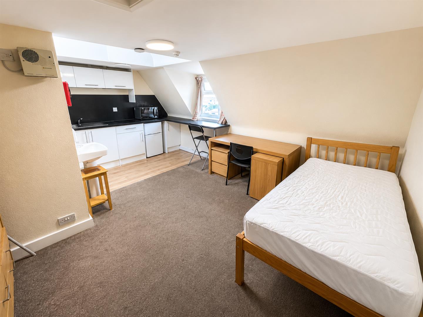 Room Dorset Gardens in Brighton