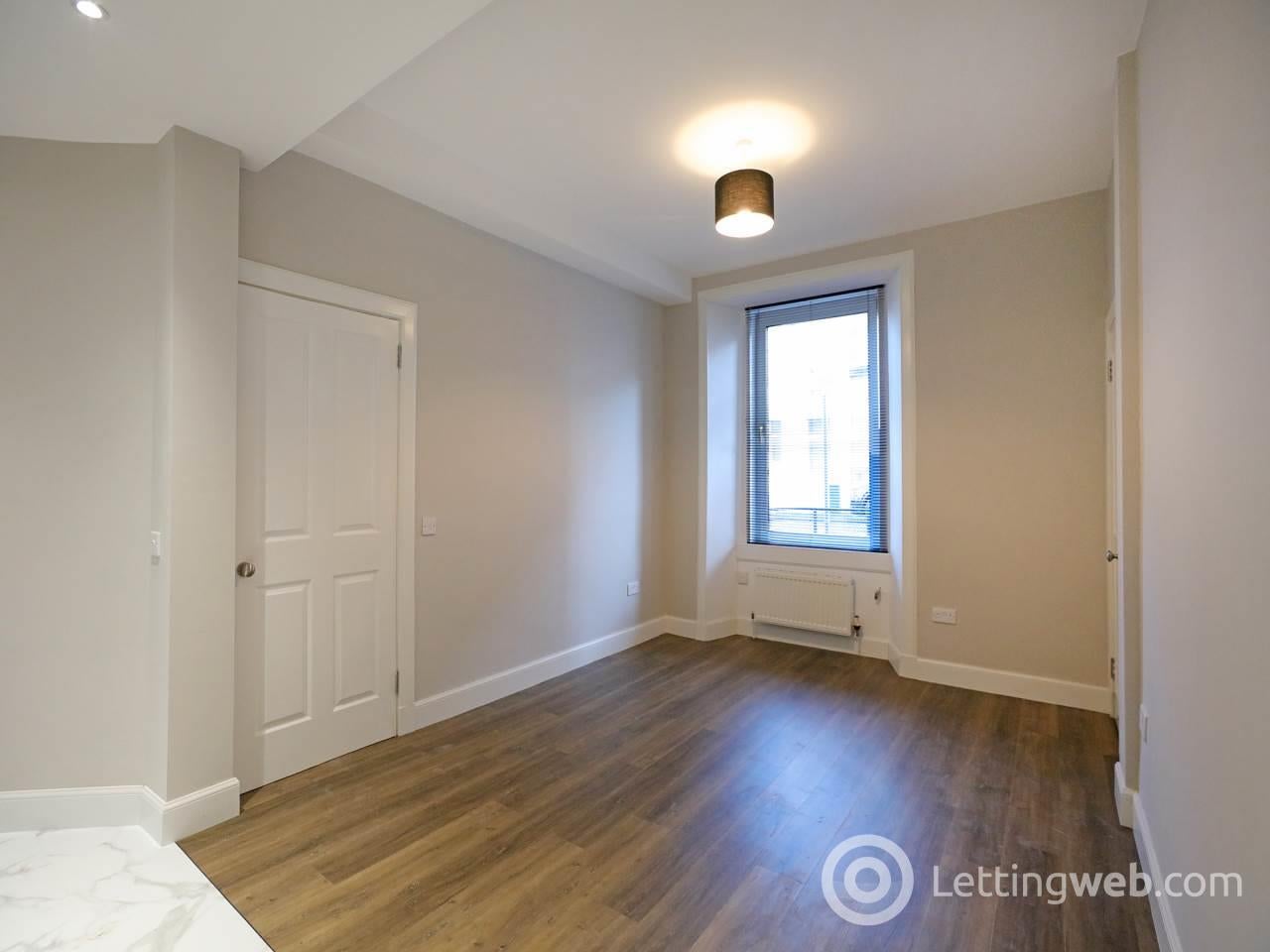 Flat Wheatfield Street in City of Edinburgh
