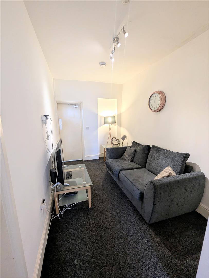 Room Munro Street in Stoke-on-Trent