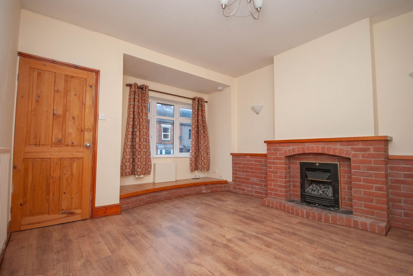 House Winfield Street in Rugby
