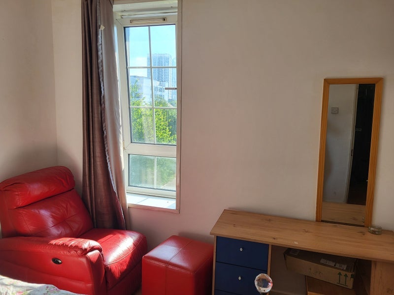 Room Spelman Street in Greater London