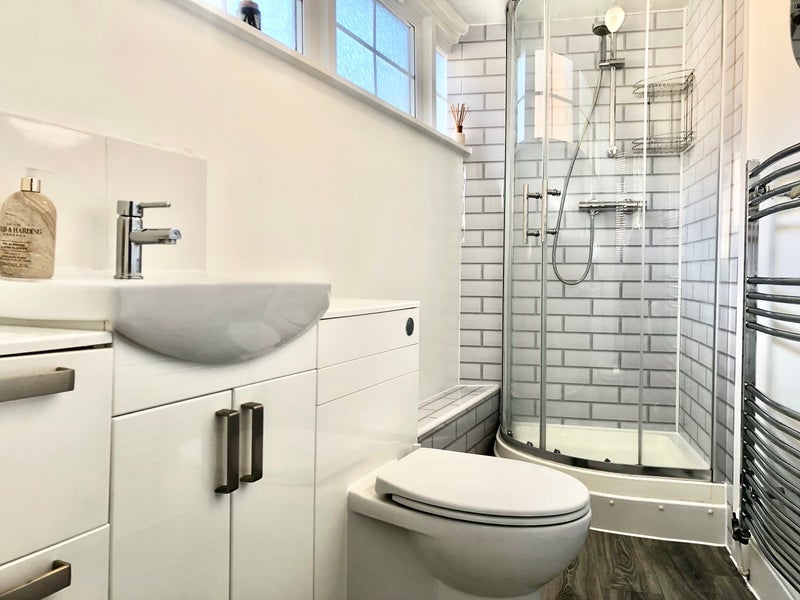 Room Wimborne Road in Poole