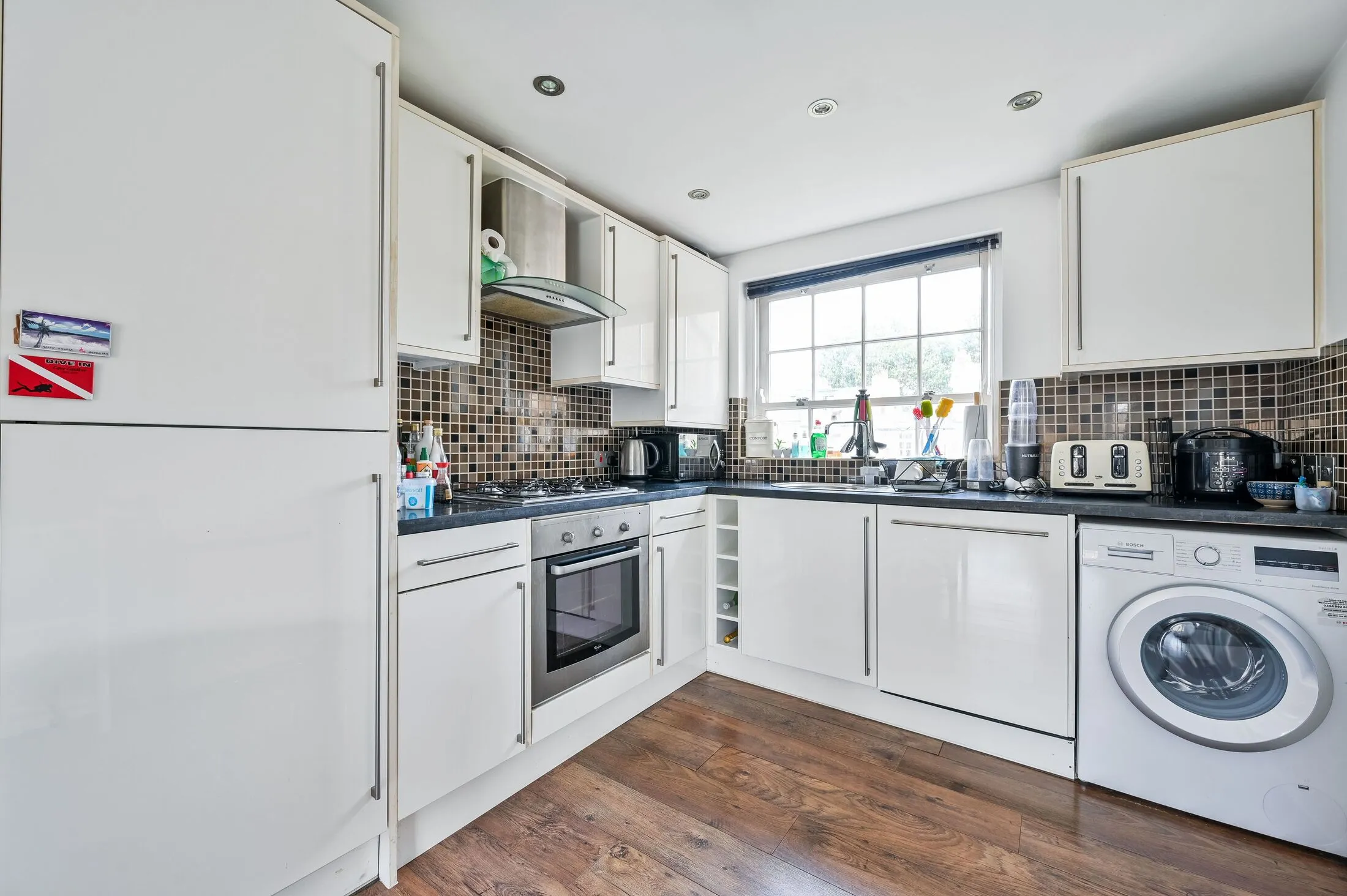 Flat Trafalgar Grove in Greater London