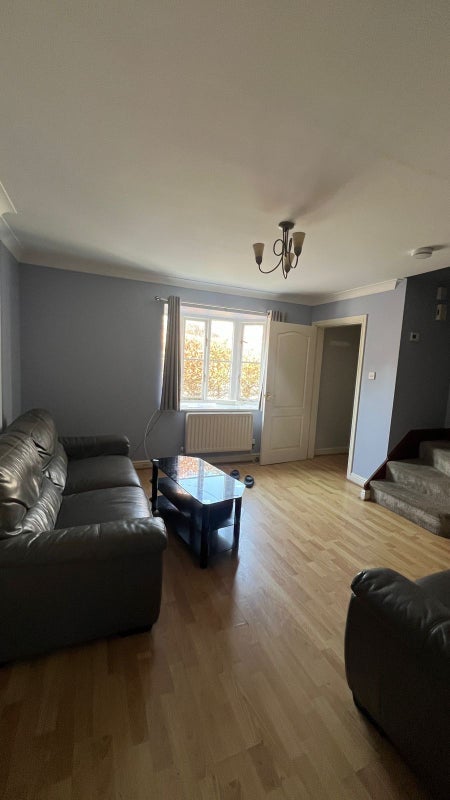 Room Chervil Close in Manchester