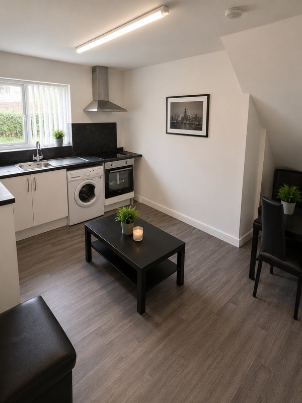 Room Maxwell Place in Stoke-on-Trent