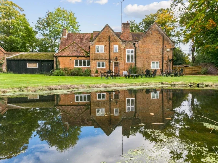 House Hitcham Lane in Burnham