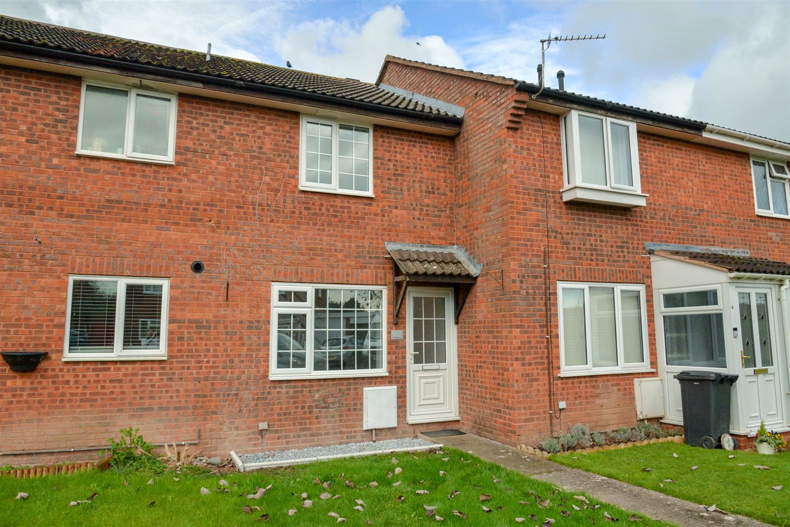 House Eldergrove Close in Bridgwater