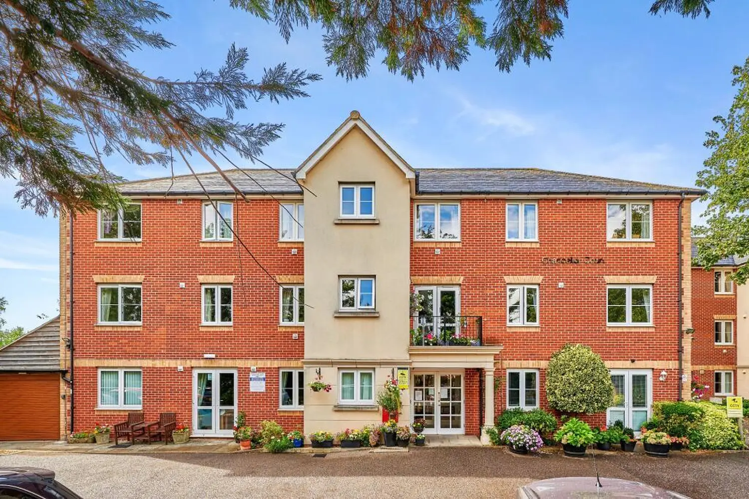 Flat Broomfield Road in Chelmsford
