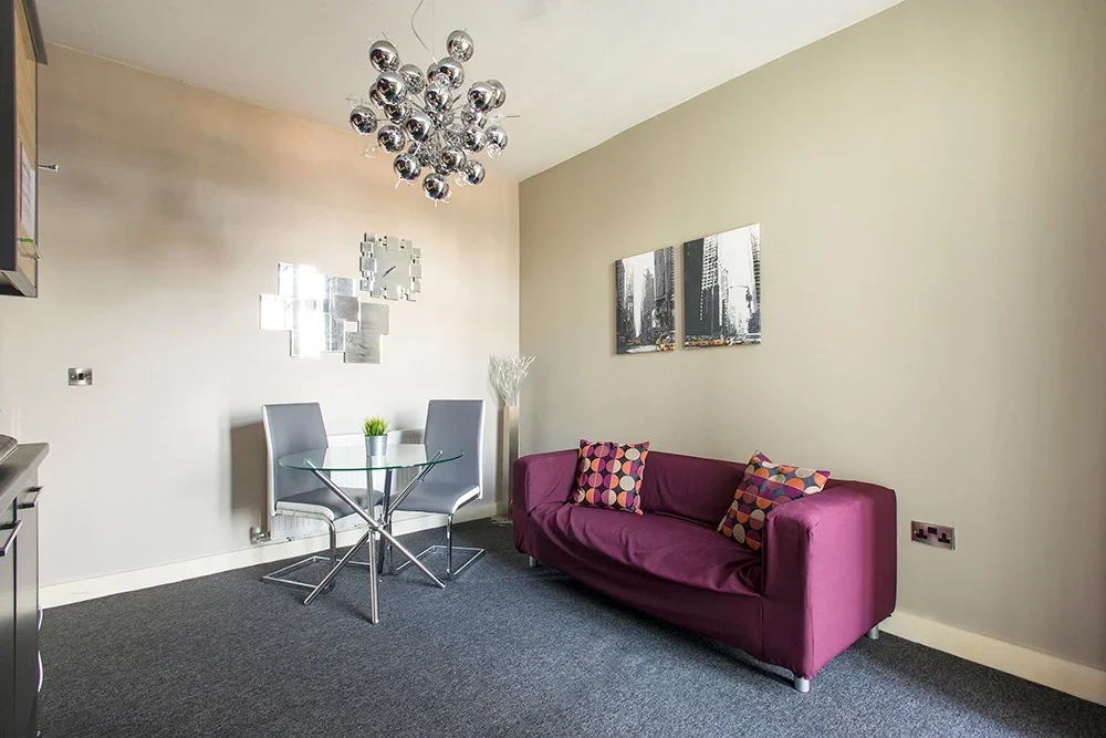 Room Belper Road in Nottingham