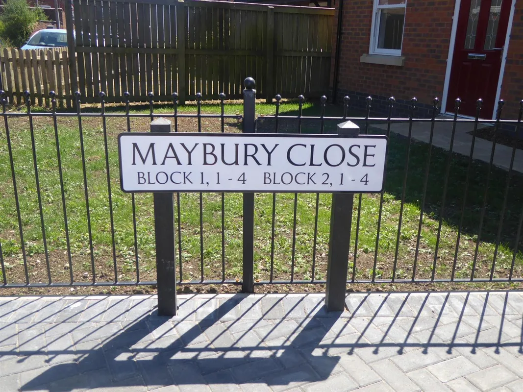 Flat Maybury Close in Kettering