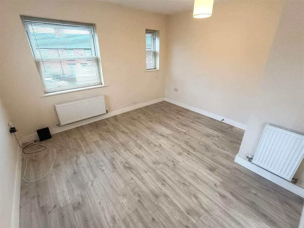 Flat Maybury Close in Kettering