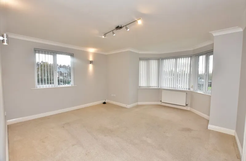 Flat Emmanuel Close in Exeter