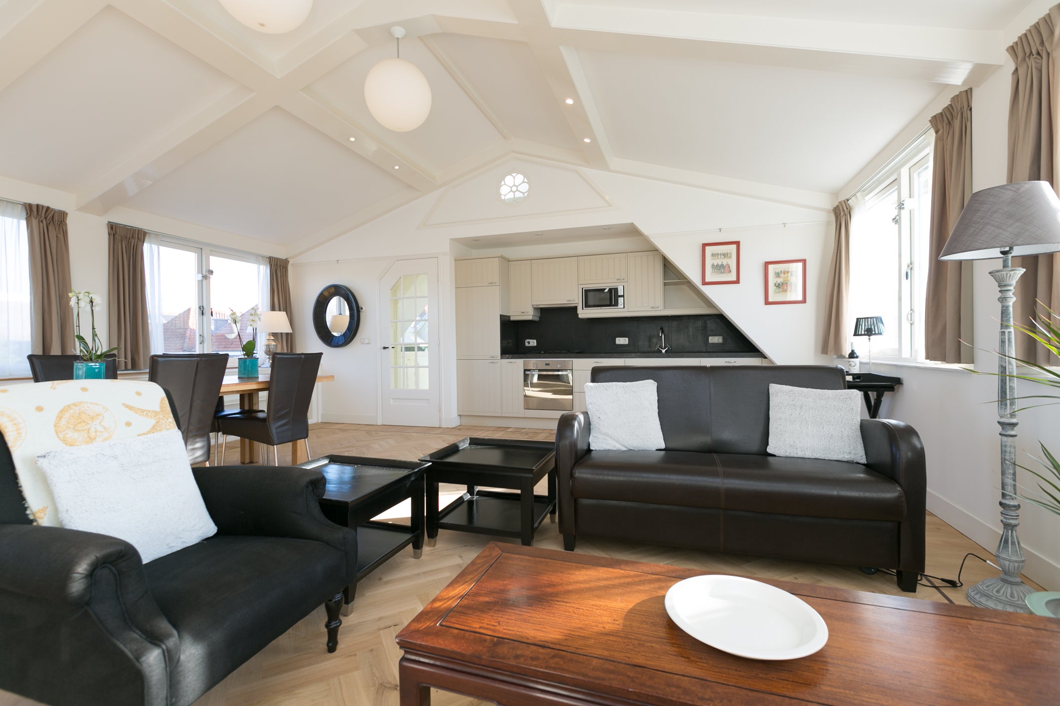 Appartement te huur: Riouwstraat 62A, 'S-Gravenhage
