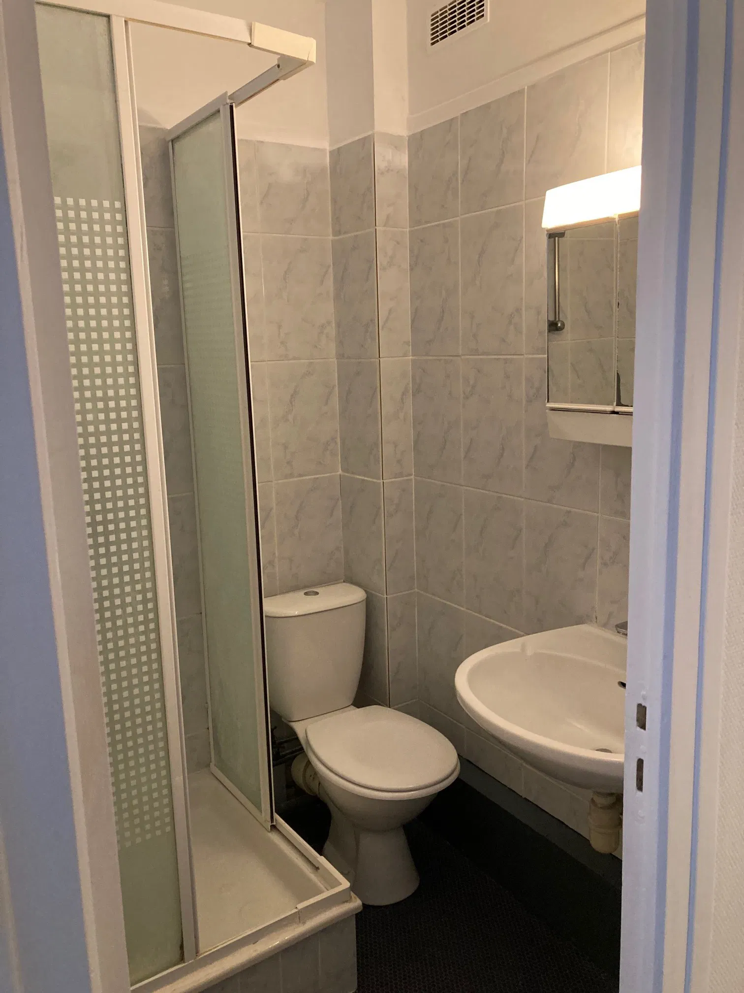 Room Route de Savonnières in Joué-lès-Tours