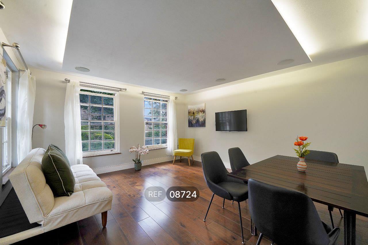 Flat Upper Tulse Hill in Greater London