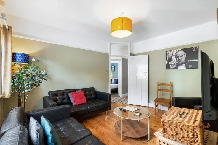 Flat George Street in St Leonards
