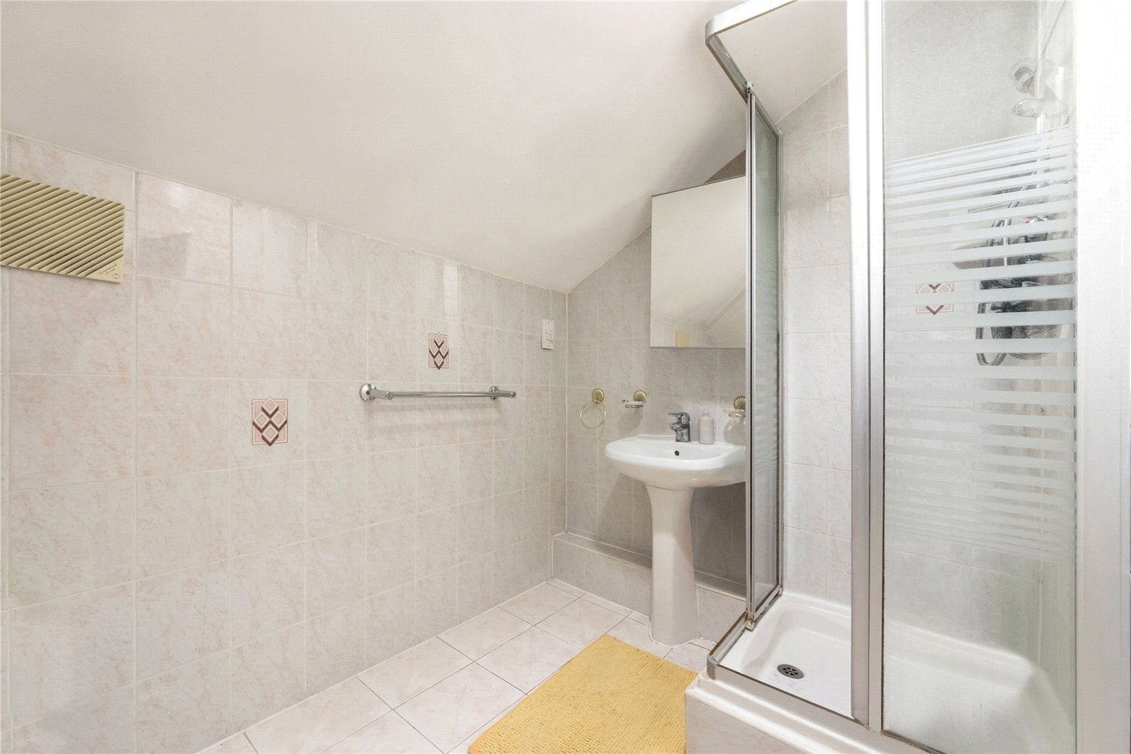 Flat De Quincey Mews in Greater London