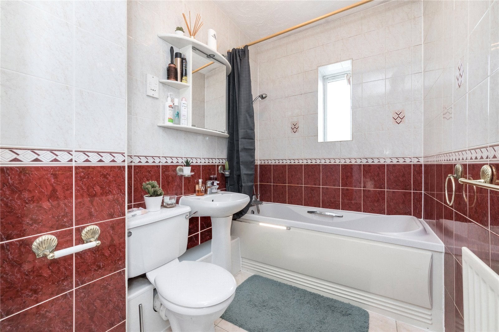 Flat De Quincey Mews in Greater London