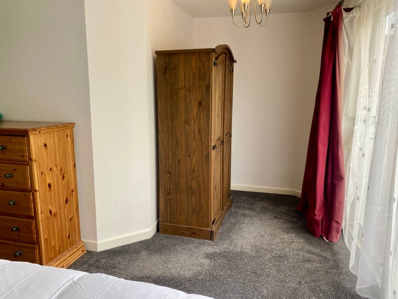 Room Perry Hill in Chelmsford