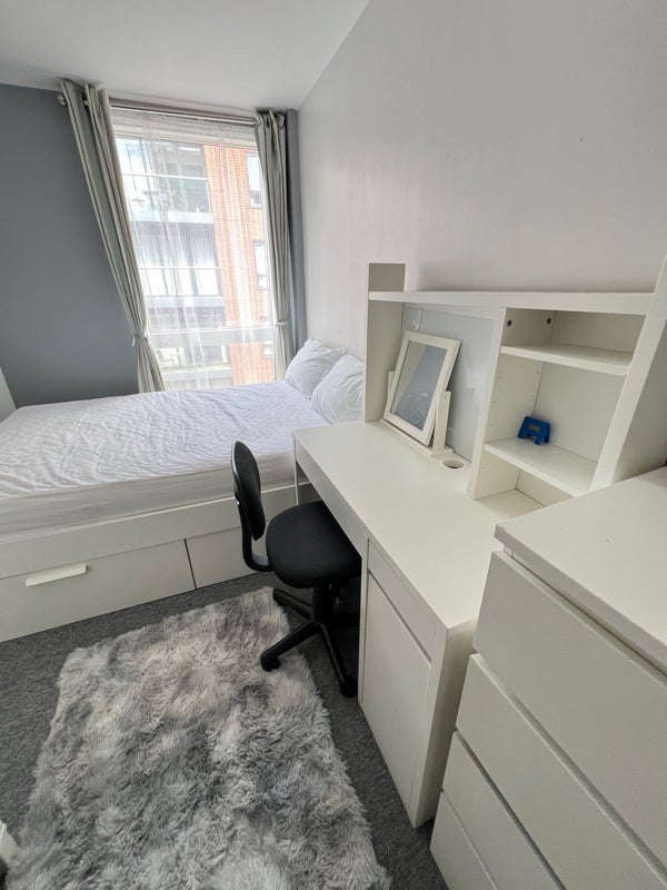 Room Seward Street in Greater London