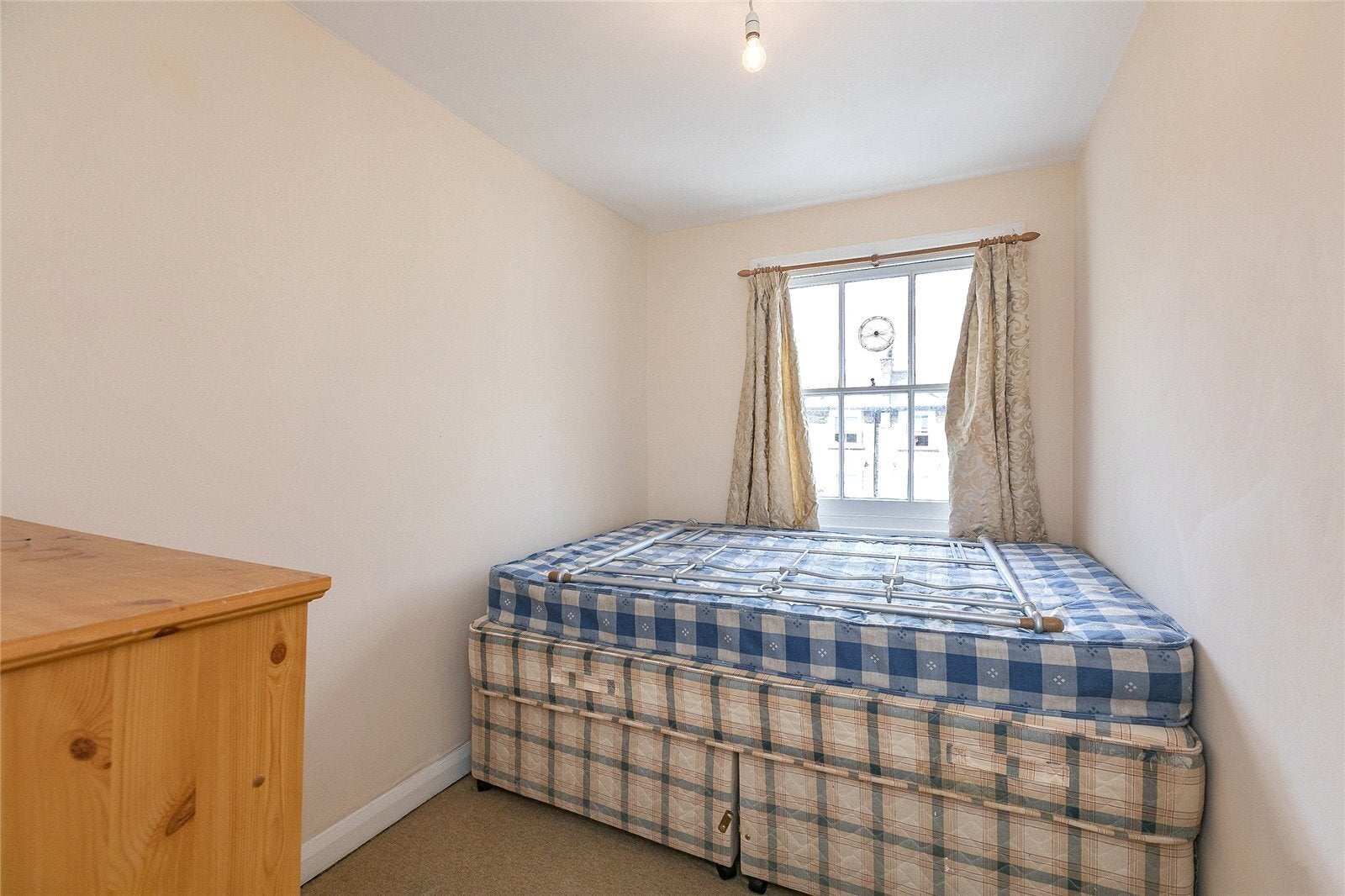 House Agar Grove in Greater London