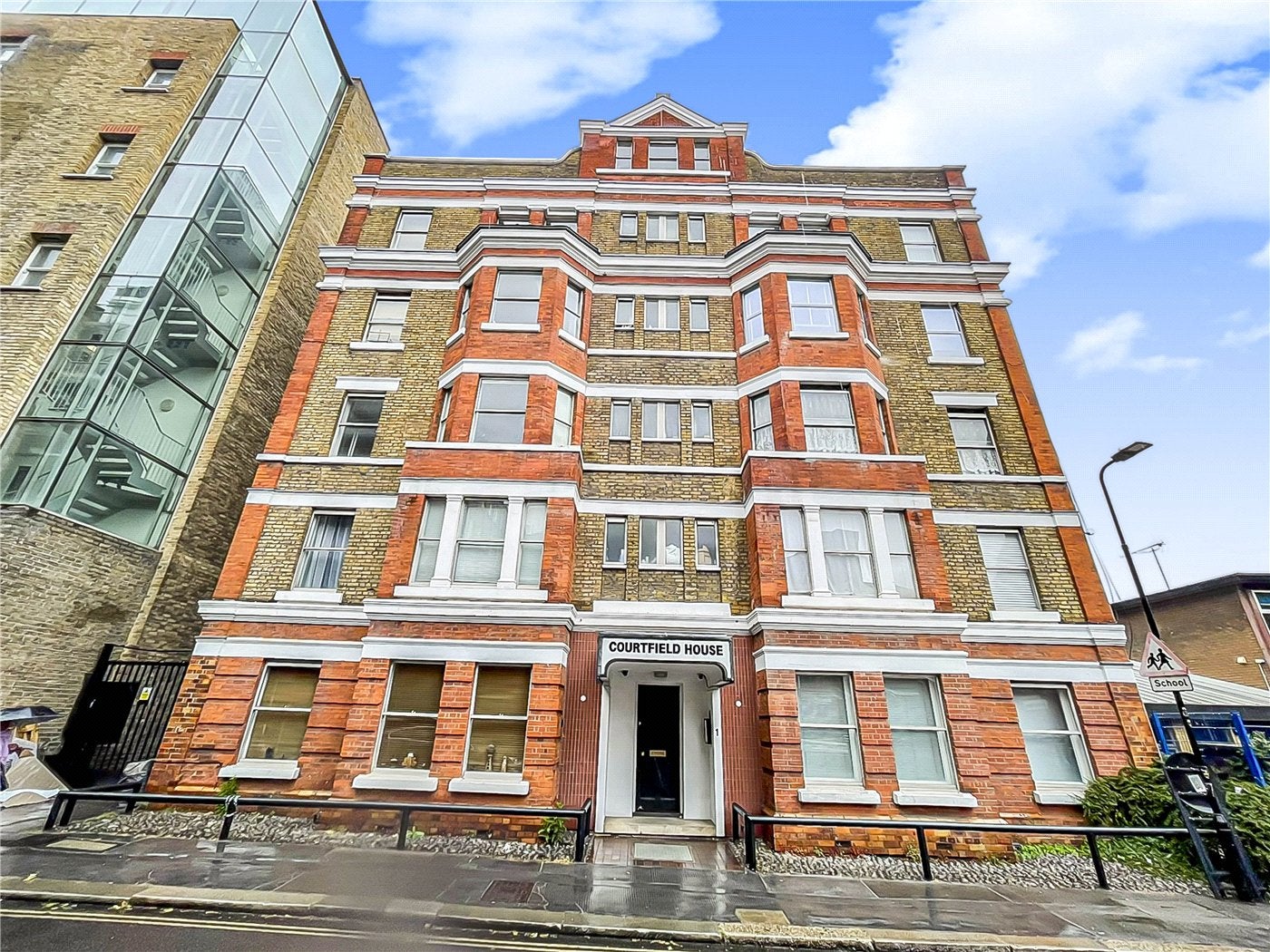 Flat Baldwins Gardens in Greater London