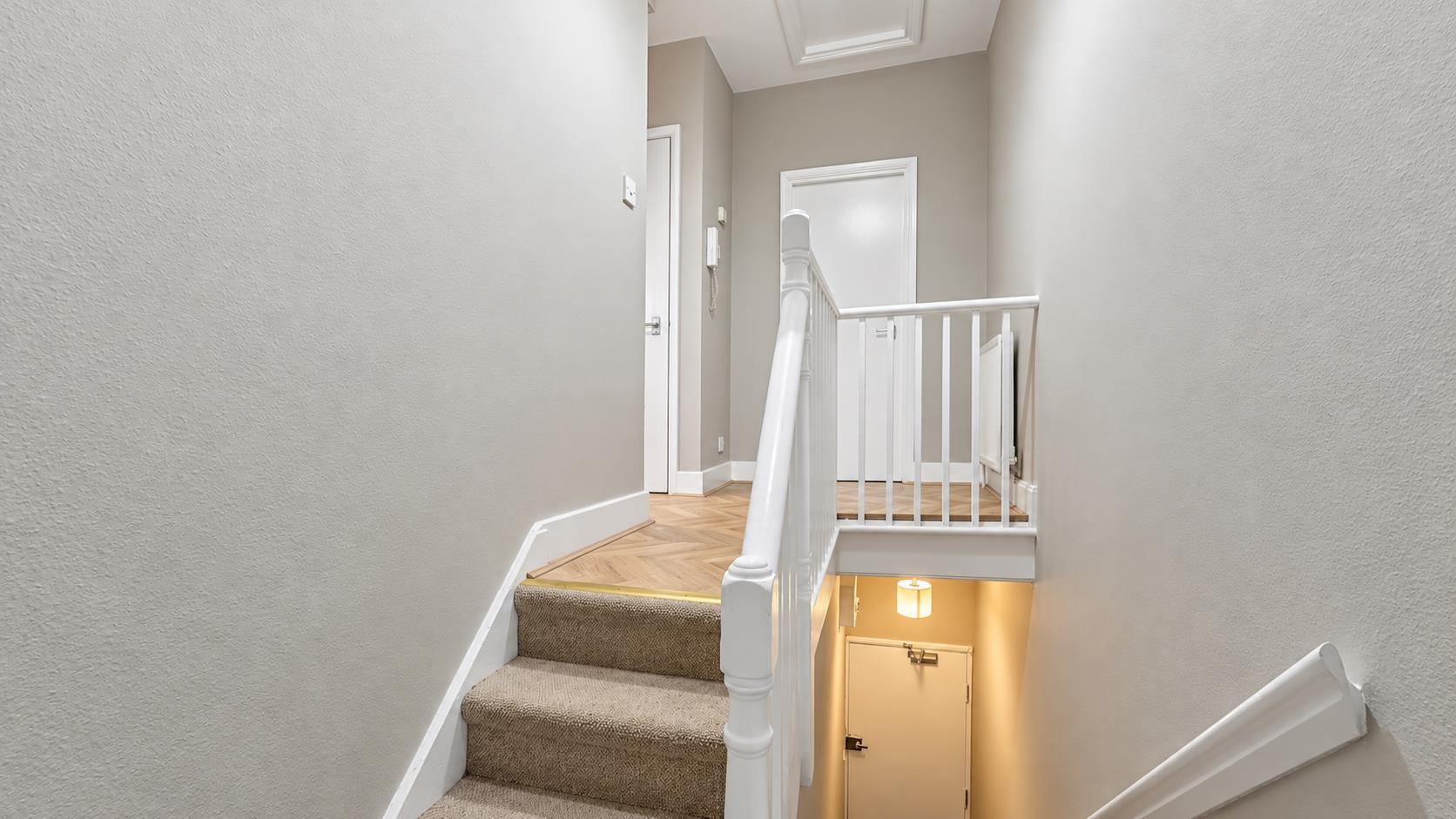 Flat Alexandria Road in Greater London