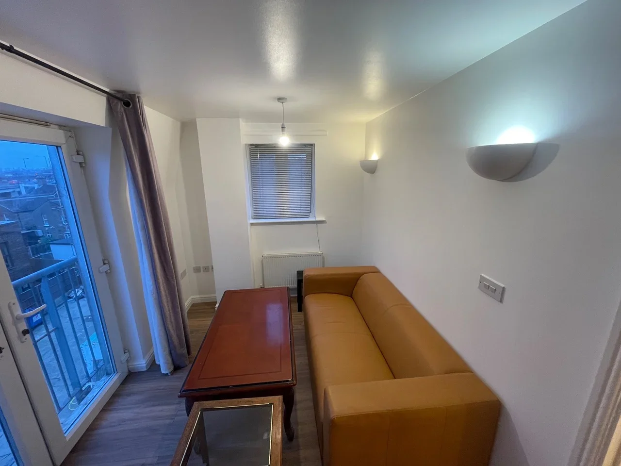 Flat Palmerston Road in Greater London