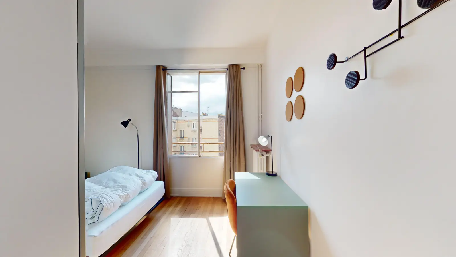 Appartement Rue d'Oradour-sur-Glane à Paris