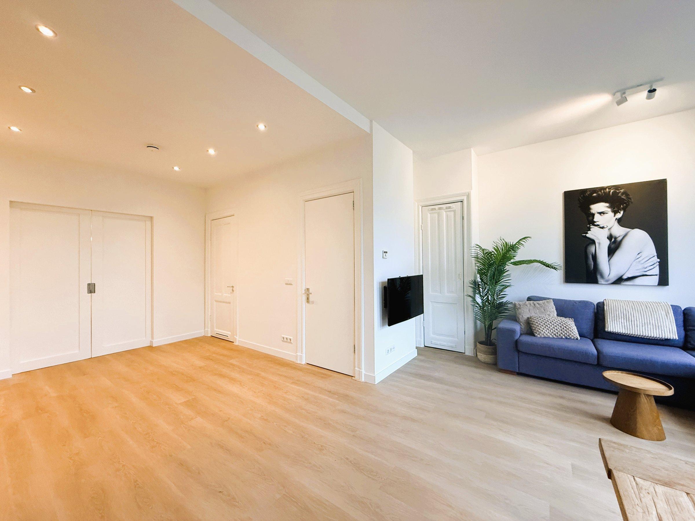 Woning te huur: Hogeweg, Amsterdam