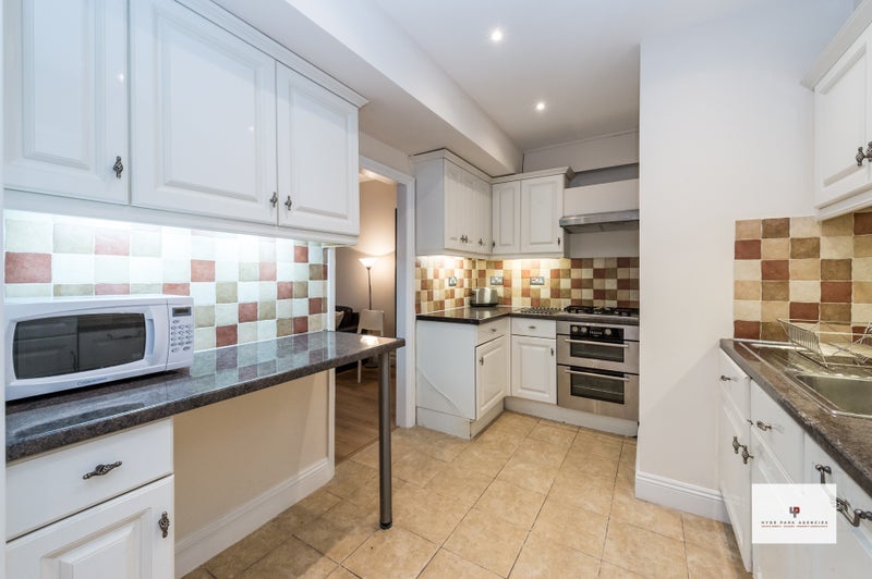 Flat Queensway in City of Westminster