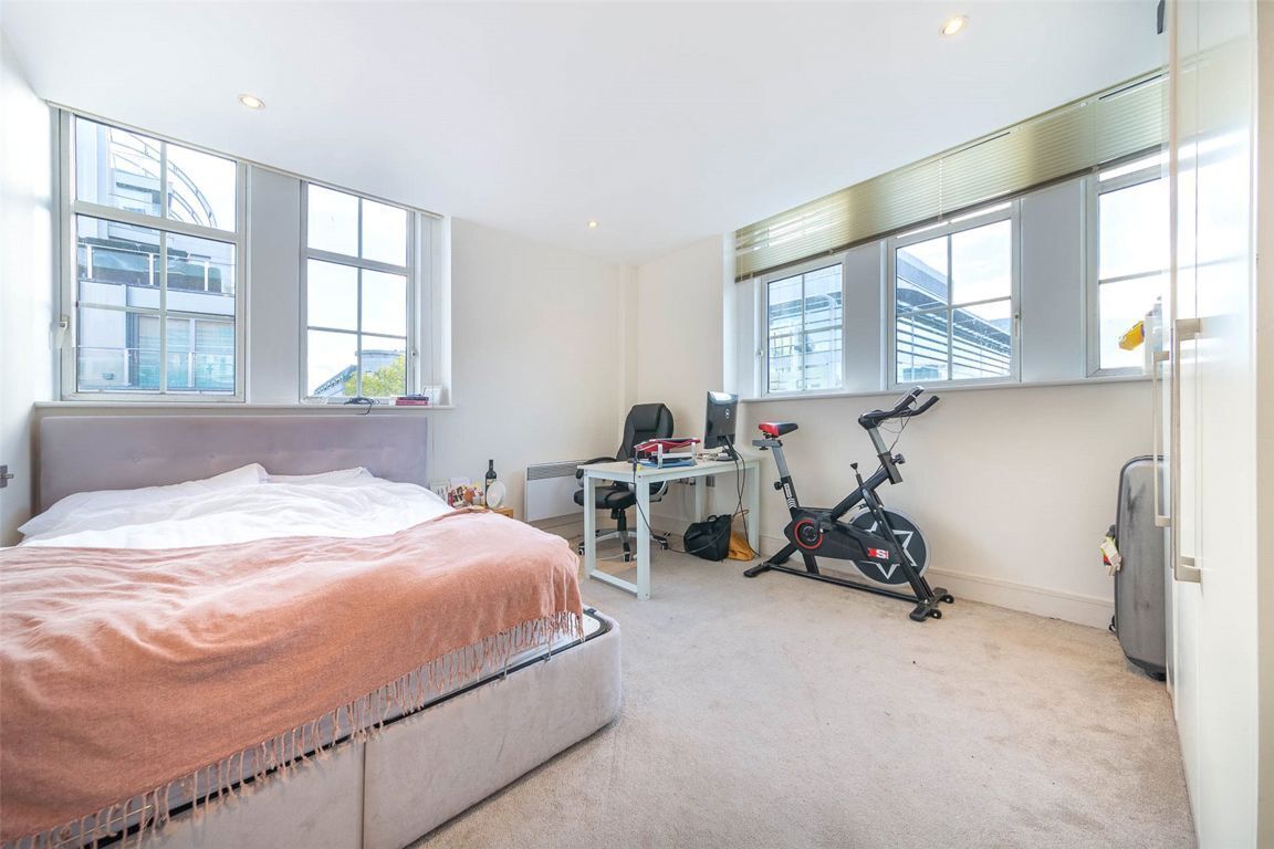 Flat Bennett's Yard in City of Westminster